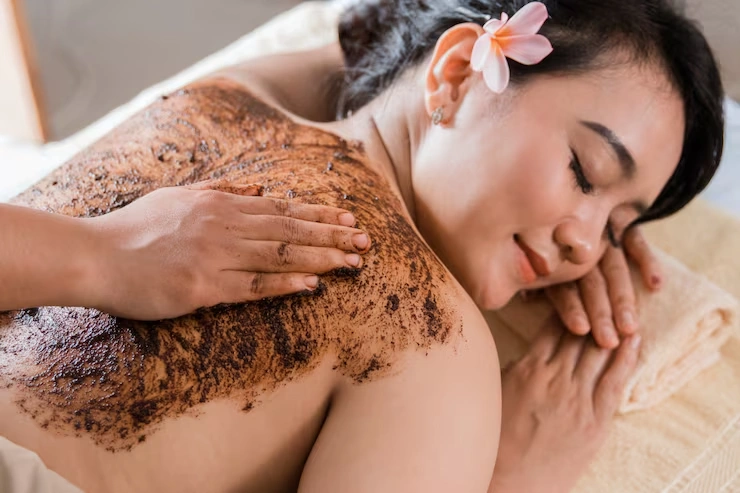 Body scrub massage therapy at Symphony Bali Spa Madurai